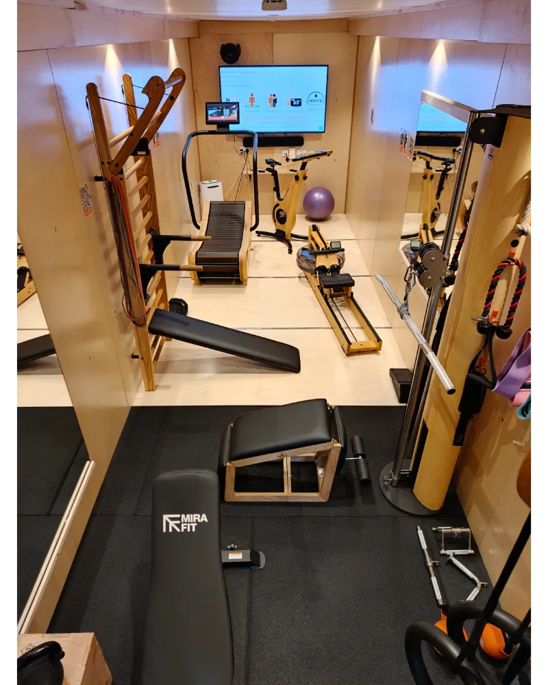 JymSpace Kineton weight benches, SlimBeam cable machine, Sprintbok running machine, NOHrD WallBars, NOHrD Exercise Bike